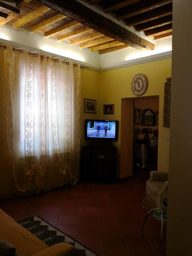 La Loggia Apartment Lucca Luaran gambar