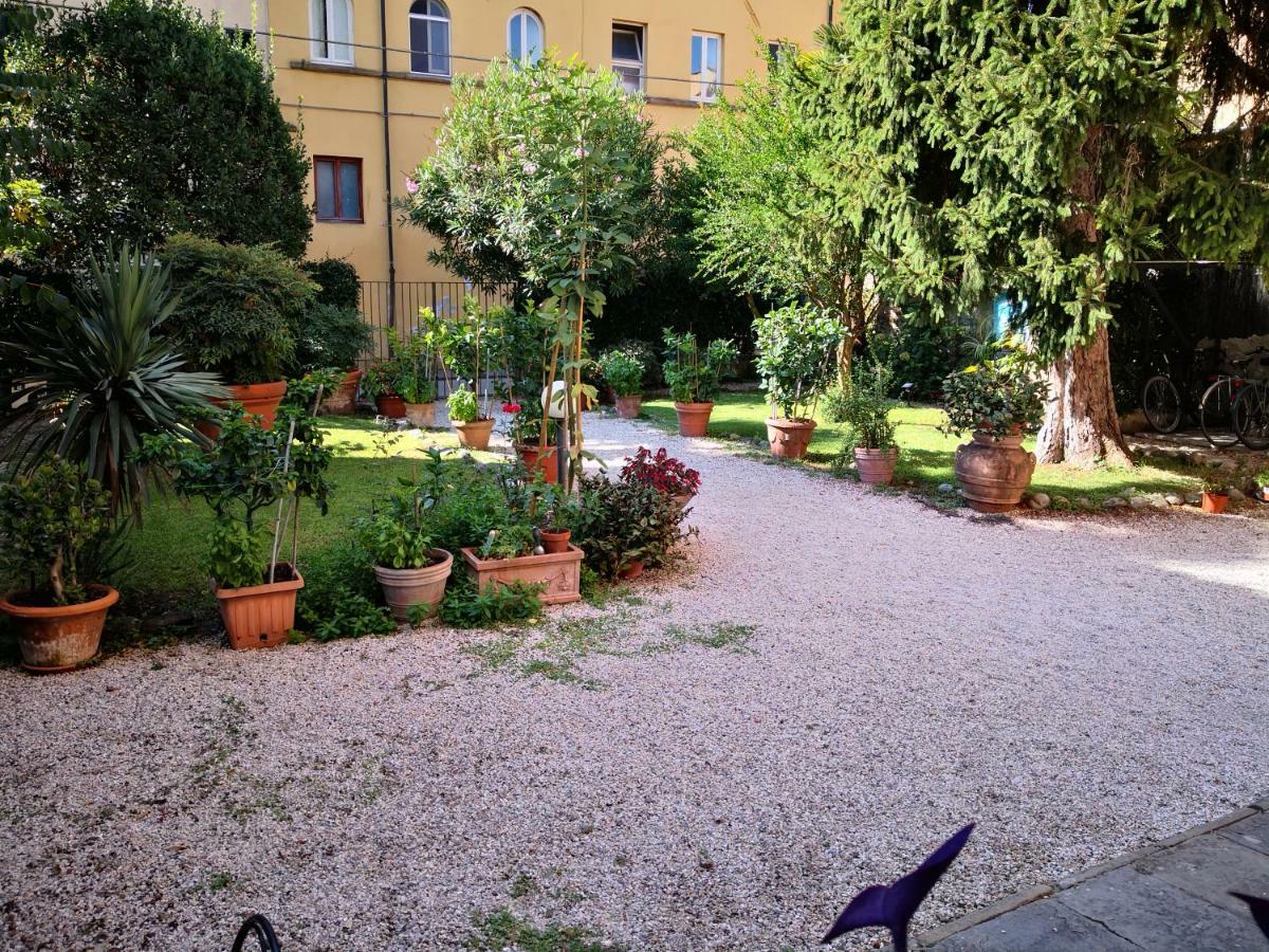 La Loggia Apartment Lucca Luaran gambar